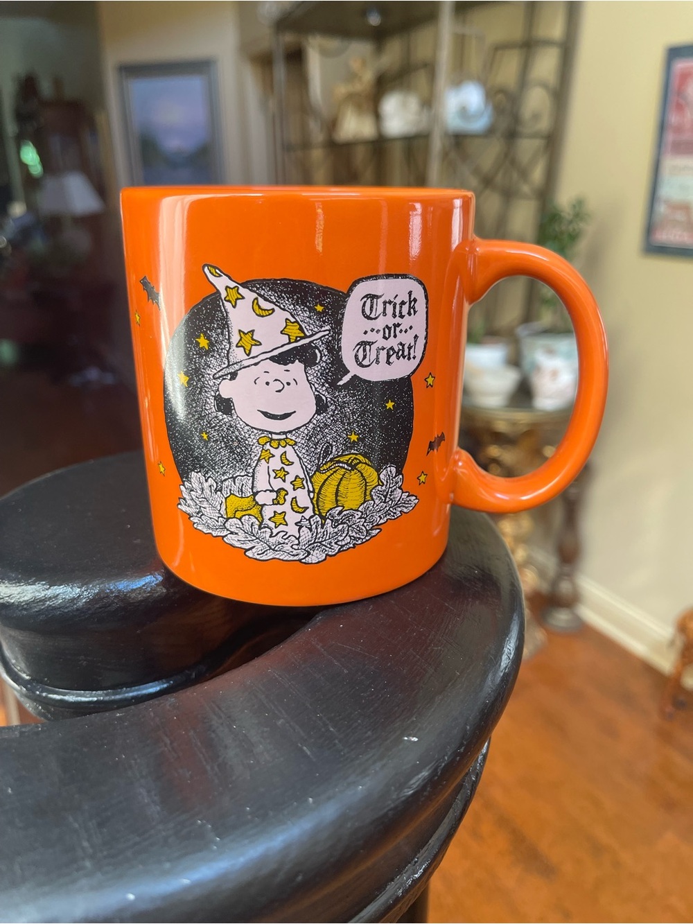 Peanuts Halloween Coffee Mug Trick Treat Lucy Great Pumpkin Charlie Brown 16oz